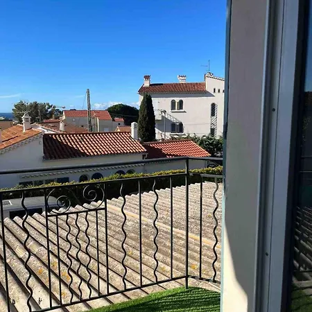 T2 Neuf Avec Vue A 2 Pas Du Centre Et Proche Des Plages Apartment